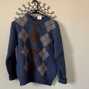 Vintage Blue Argyle Crewneck Sweater with Brown/Gray Diamonds